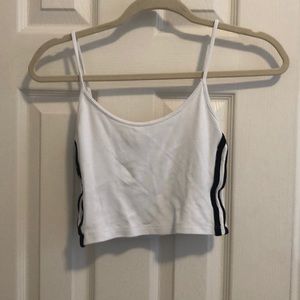 Brandy Melville crop top